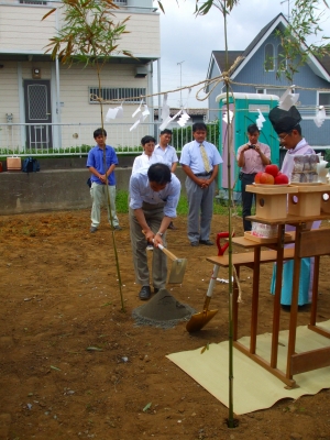 鍬入れの儀